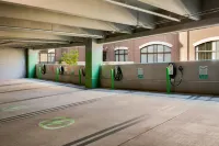 SpringHill Suites Athens Downtown/University Area - parking