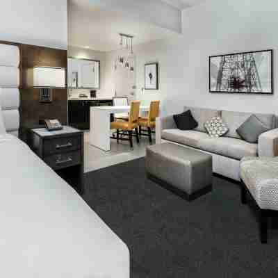 Embassy Suites by Hilton Houston West - Katy Rooms
