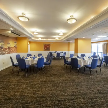 DoubleTree by Hilton Hotel Buffalo - Amherst