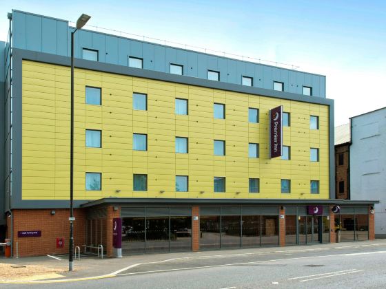 Premier Inn Newbury Town Centre (London Road)