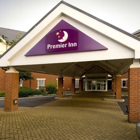 Premier Inn Warrington (M6/J21)