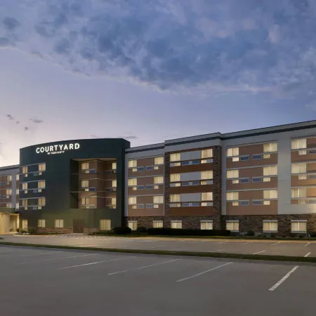 Courtyard Omaha Bellevue at Beardmore Event Center