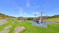 15 Bridal Mews - 2 Bedroom Chalet - Mumbles - Chalets