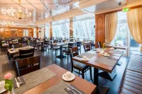 PLAZA Premium Darmstadt - servizio colazione
