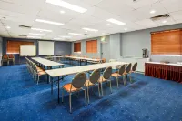 Comfort Hotel Dandenong Hotels in Doveton