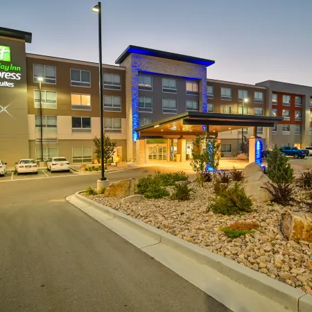 Holiday Inn Express & Suites LEHI - THANKSGIVING POINT by IHG