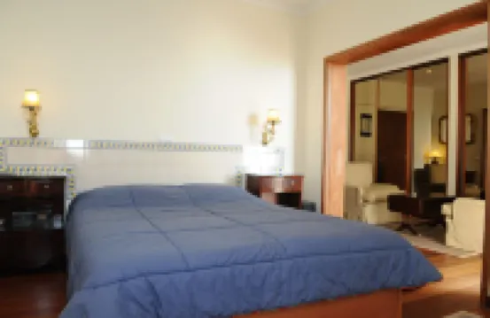 An Uninterrupted 180º Overlooking the Atlantic Ocean.