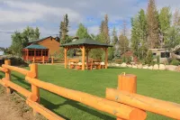 Spirit Lake Lodge Hotels in Grand Lake