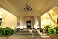Amritara Poovath Beachfront Heritage