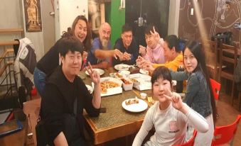 Gyeongju Two Wheel Guesthouse