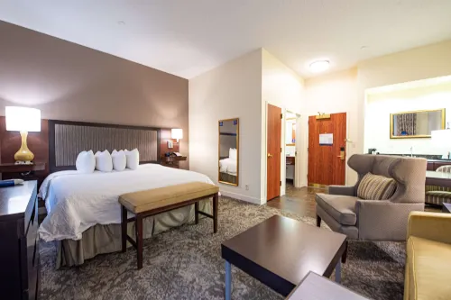 Hampton Inn & Suites Rockville Centre Hotels in Merrick