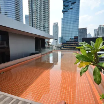 The Heritage Hotels Bangkok Отели рядом с достопримечательностью «Станция MRT Силом»