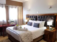 Firwood Lodge Hotels near Garsfontein