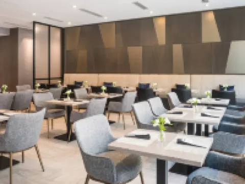 AC Hotel Boston Cleveland Circle Hotels in Brookline