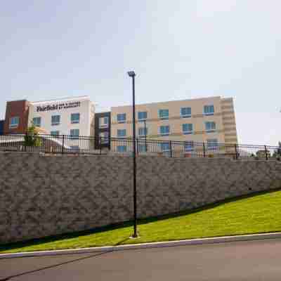 Fairfield Inn & Suites Philadelphia Broomall/Newtown Square Hotel Exterior