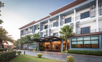 Ray Hotel Buriram