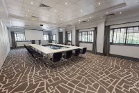 Village Hotel Warrington فنادق في Hatton