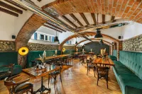 Stejarii Resort Hotel a Ineu