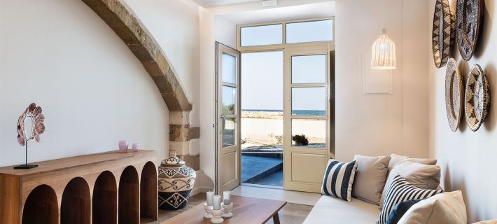 Avra Apartments Kolymbari Harbour Hotels in Kolimvari