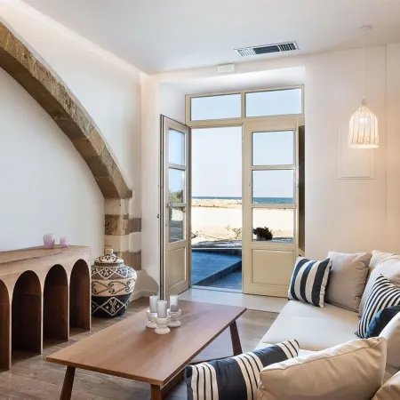 Avra Apartments Kolymbari Harbour