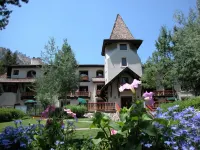 GetAways at Olympic Village Inn