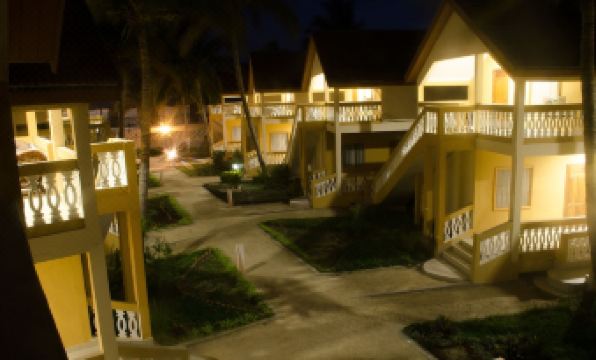 2. 라구나 비치..