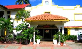 Chic Hotel Montecristi - Housity
