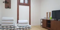 Gunsan Yeomirang - Dependencias