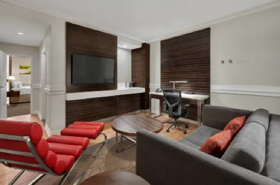 埃德蒙頓中心德爾塔套房酒店