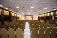 The Oasis Hotels in Vadodara
