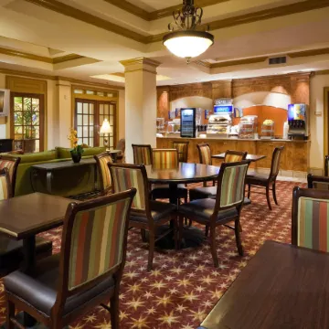 Holiday Inn Express & Suites PELL CITY by IHG