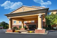 Holiday Inn Express & Suites Lancaster-Lititz