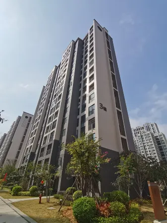 Huayue Hotel (Longhaixinyungu Branch) Отели рядом с достопримечательностью «Xiamen University - Jiahe College»