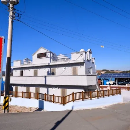 Yeosu, Our Sea Guest House Отели рядом с достопримечательностью «Поле для гольфа The Ocean»