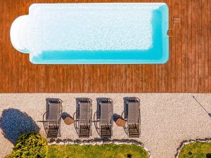 Pool and Whirlpool Casa Capusta