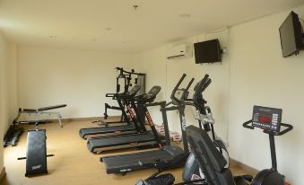 Comfort and Enjoy Living 1Br at Tree Park City BSD Apartment