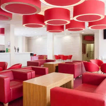 Travelodge London Kew Bridge Hotel Отели рядом с достопримечательностью «Чизик Хаус энд Гарденс»