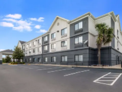 ควอลิตี้ อินน์แอนด์สวีท ออกัสตา ถนนไอ-20 โรงแรมในออกัสตา