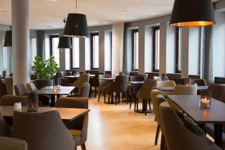 Scandic Malmö City Отели рядом с достопримечательностью «Slottstradgarden»