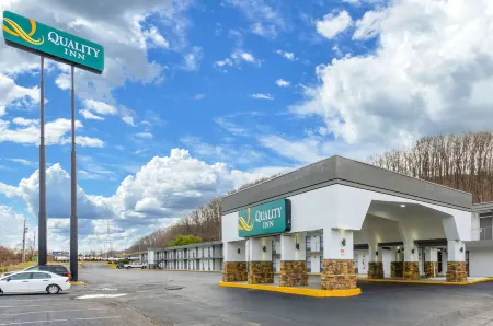 Quality Inn Отели в г. Бристоль