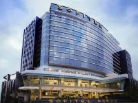 Sofitel Mumbai BKC Các khách sạn gần Crowford Market