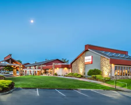 Red Lion Hotel Kennewick Columbia Center Hotels in Kennewick