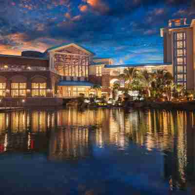 Loews Sapphire Falls Resort at Universal Orlando Hotel Exterior