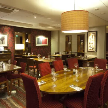 Premier Inn London Heathrow Airport T2 & T3 - Bath Road