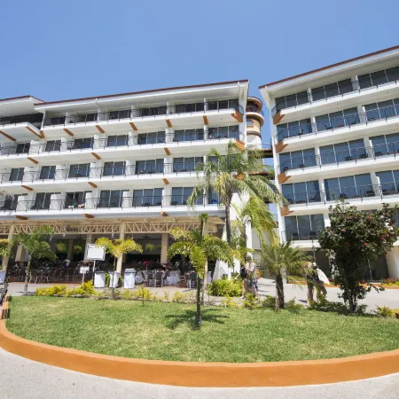Costa Club Punta Arena - Todo Incluido