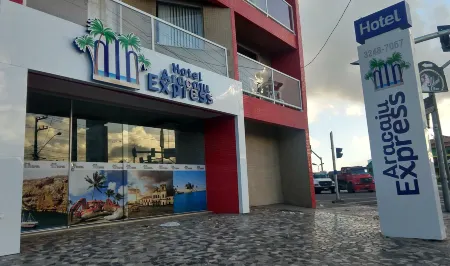 阿拉卡茄快捷酒店