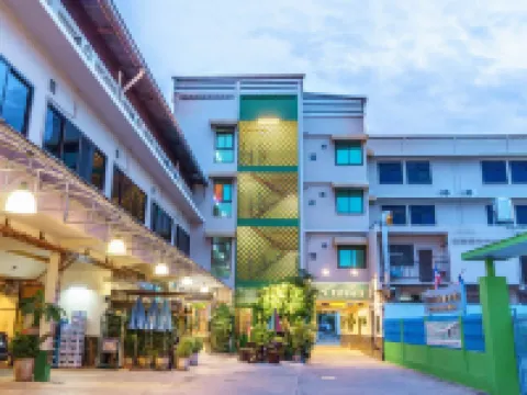 โรงแรมศิริโฮเต็ล Sirihotel Korat โรงแรมใกล้สวนน้ำบุ่งตาหลั่วเฉลิมพระเกียรติรัชกาลที่ ๙