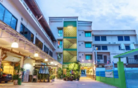Siri Hotel