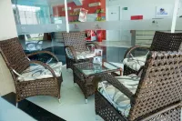 Hotel Ilha Costeira - parking