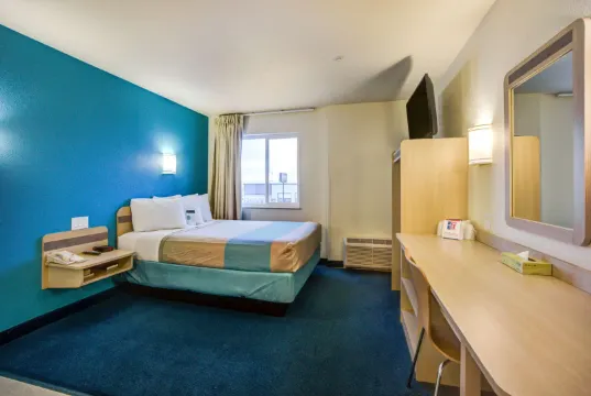 斯託尼普萊恩温德姆戴斯酒店